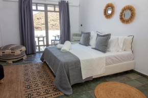 Merichas Sea View Suites